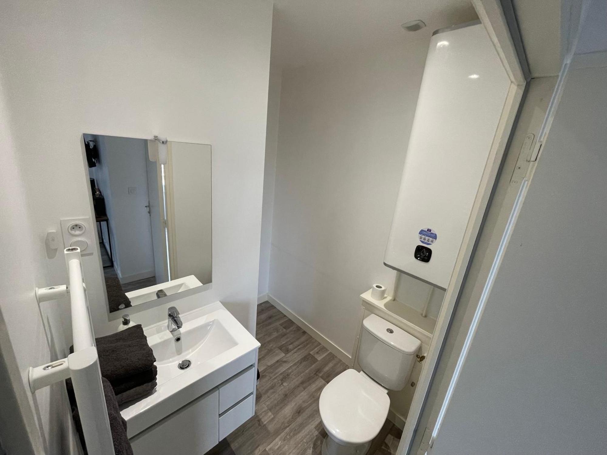 Appartement T2 N3, Proche Naval Group Et Centre Ville Cherbourg-en-Cotentin Exteriér fotografie